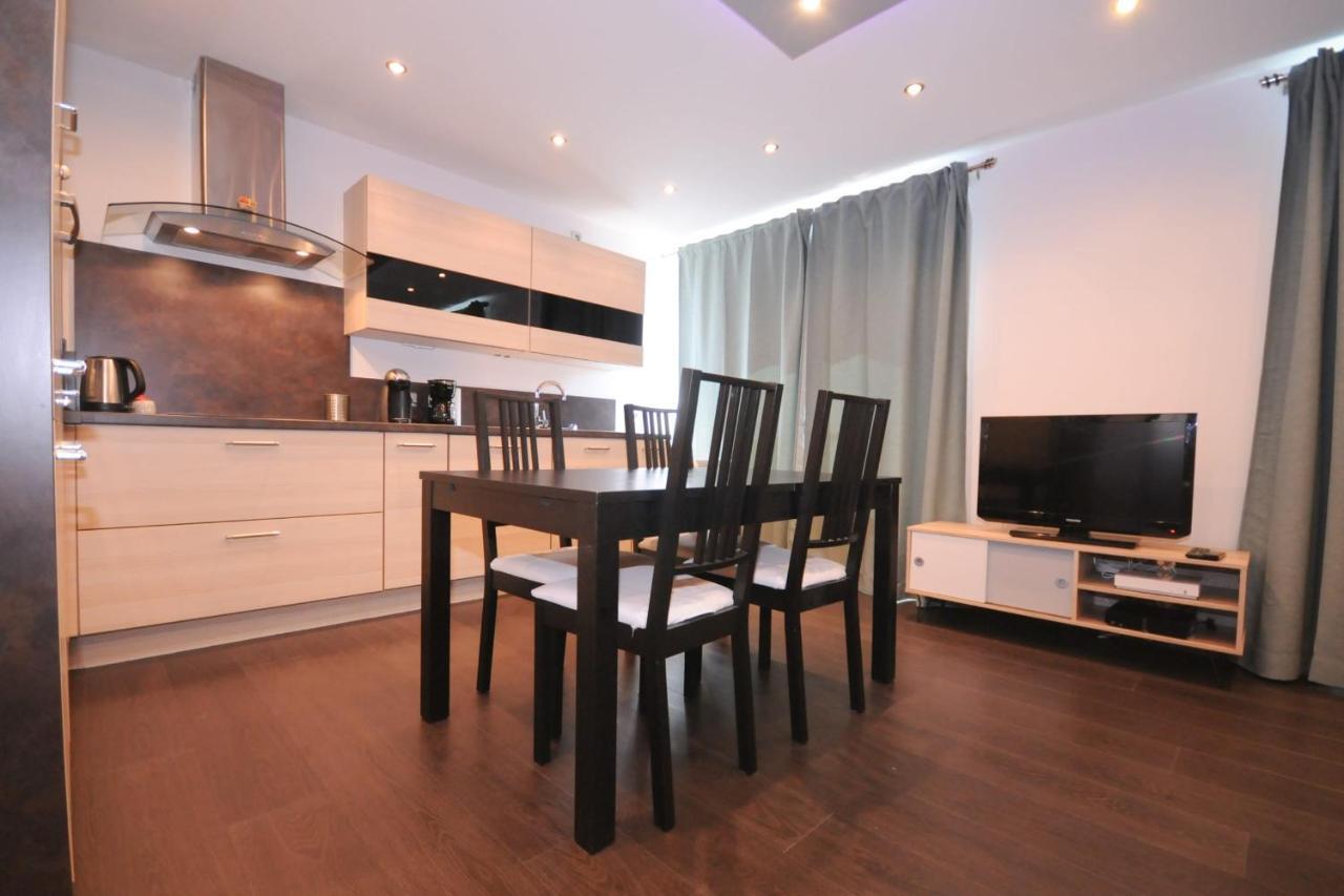 Le Grand Large - Apartment Parking & Balcony By The Lake Modern Bright Annecy Esterno foto