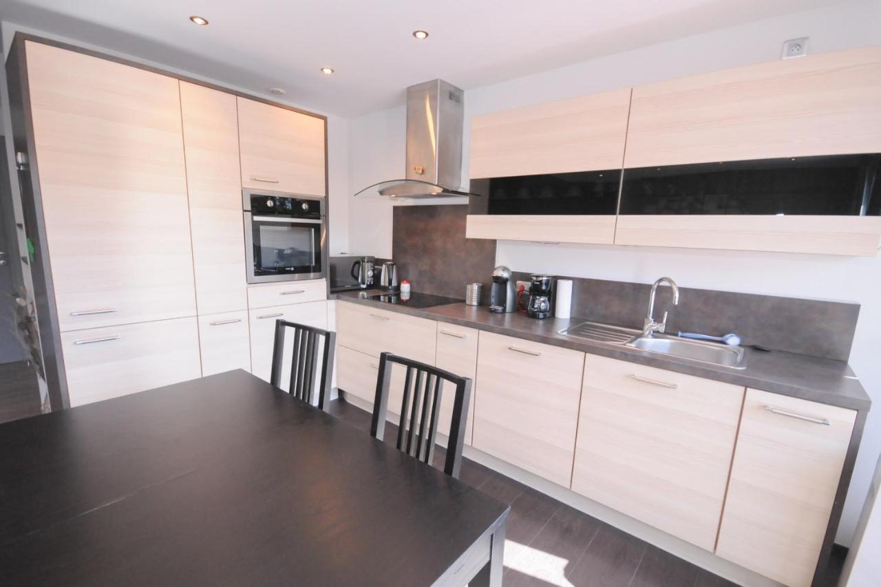 Le Grand Large - Apartment Parking & Balcony By The Lake Modern Bright Annecy Esterno foto